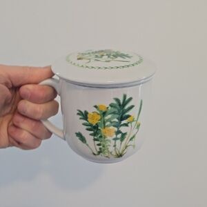 Vintage Cottagecore Floral Ceramic Mug with Lid
